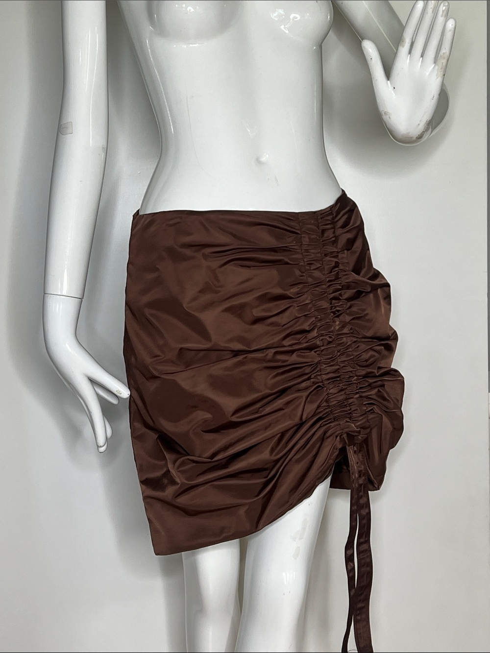 Ganni Sz 38 Brown Ruche Front Pull Lightly Structured Nylon Mini Skirt - New